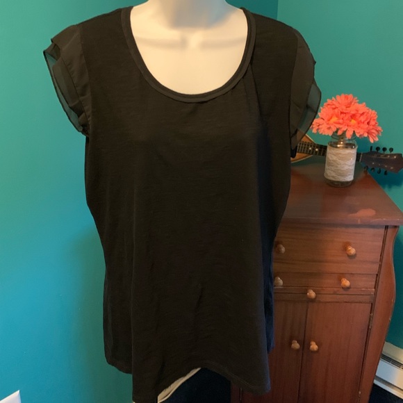 Style & Co. Tops - 💰3 for $15💰 Style & Co flutter sleeve top-LG